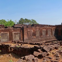 Huge building from the Khmer, approximately 800 years old