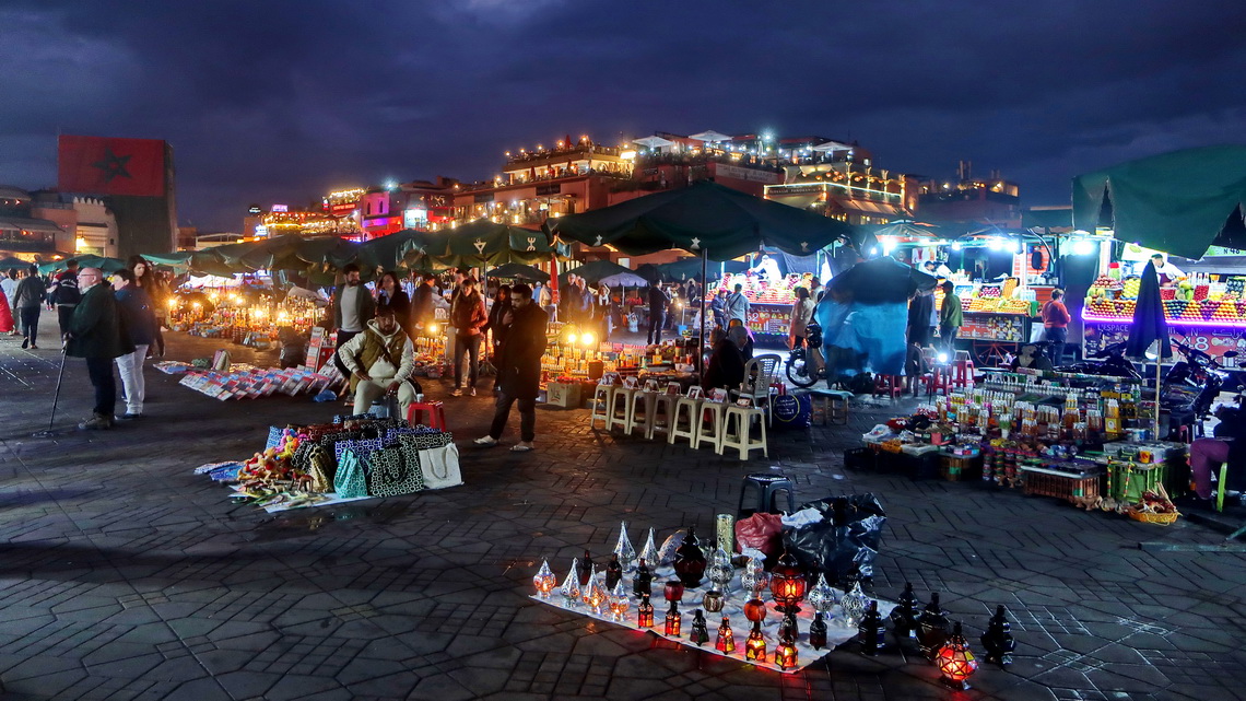 Jemaa el-Fnaa at night