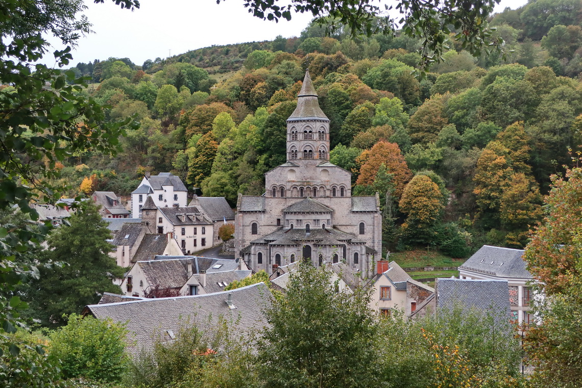 Pilgrimage church Basilique Notre-Dame d'Orcival between Puy de Dome and Puy de Sancy