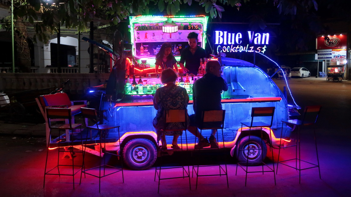 Nice bar in the center of Siem Reap