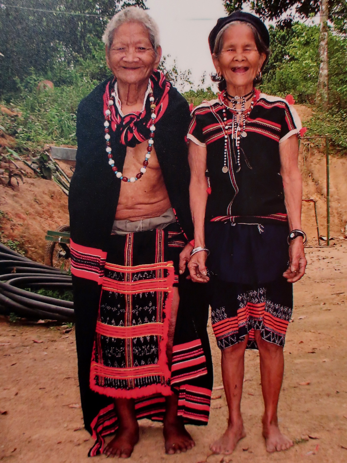 Picture of two elderly Ladies