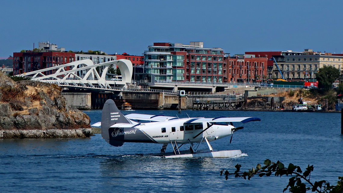Hydroplane with waterfront of Victoria
