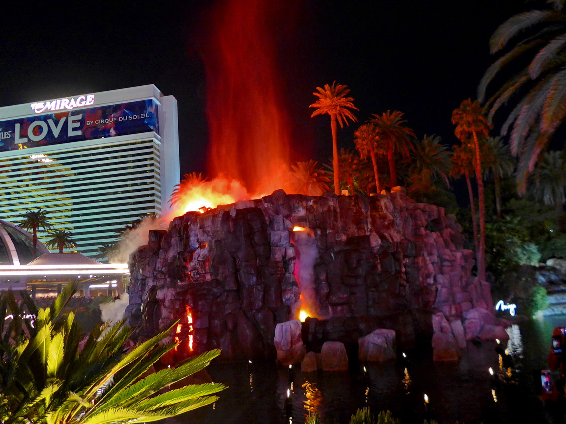 Artificial volcano eruption on the strip