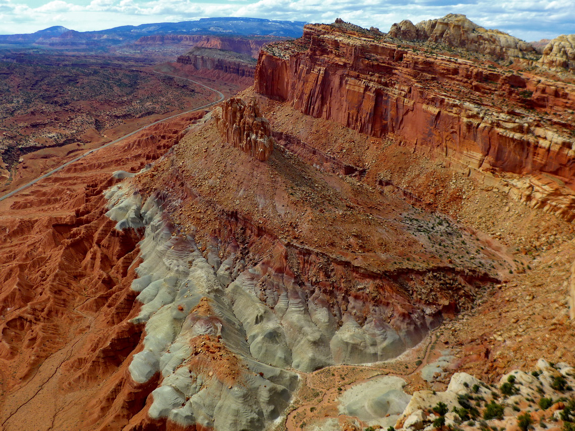Colorful Capitol Reef National Park with Navajo Knobs on the top right and the wrinkle on the left