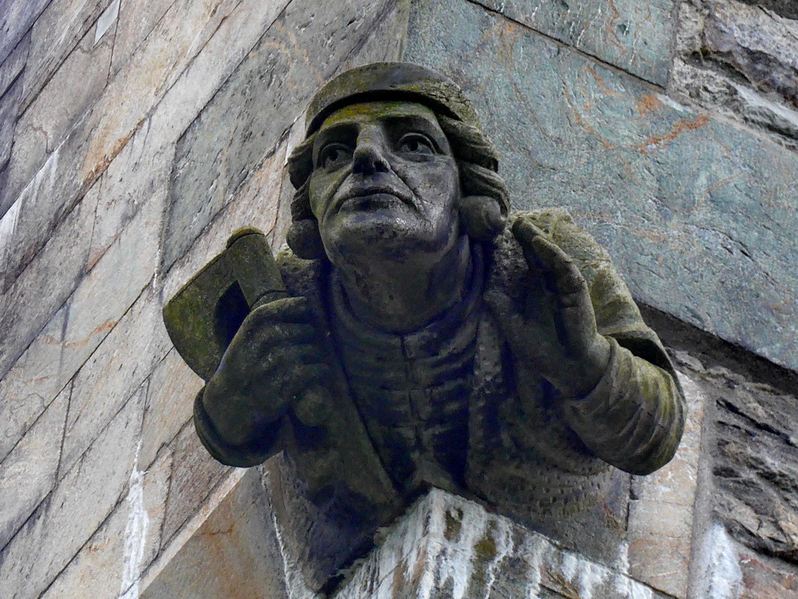 Effigy on the church Rosenkrantztåmat in the fortress Bergenhus