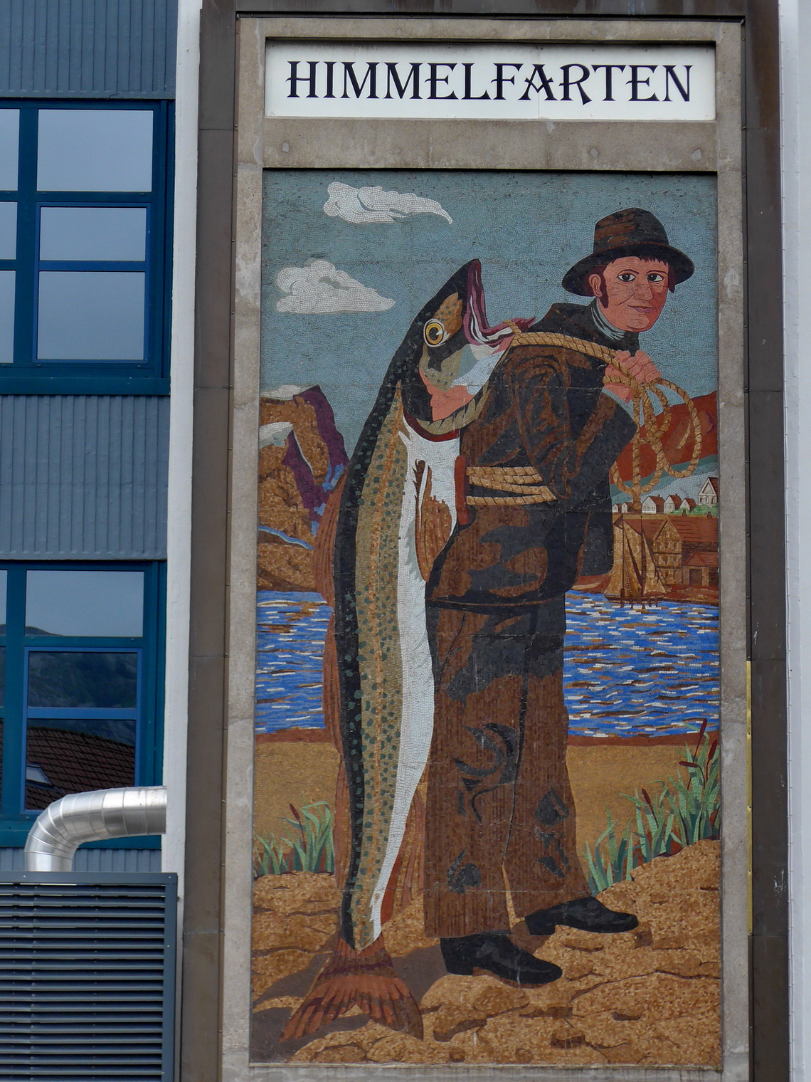 The 9 meters high mosaic for the fish carrier Hardi Felgenhauer