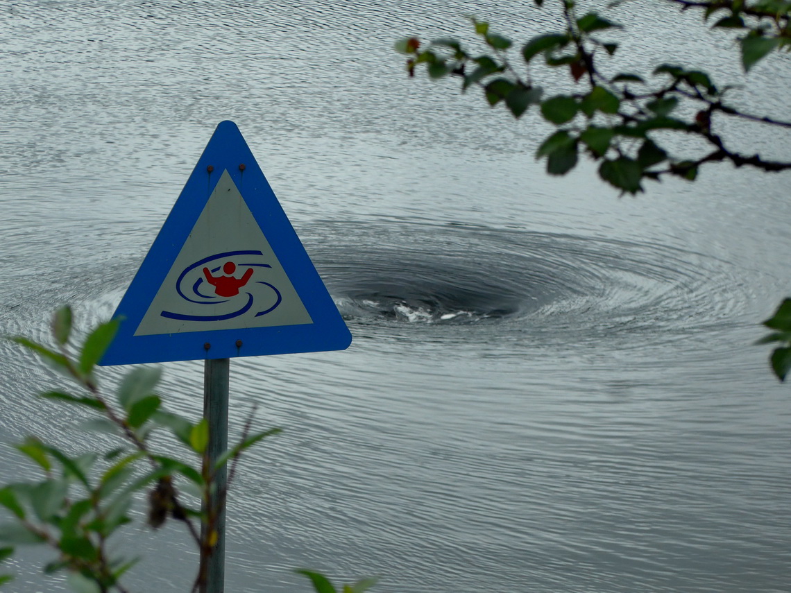Definitely not recommended for swimming (close to Berge on western side of the street no 314 through the Kjerringfjellet)