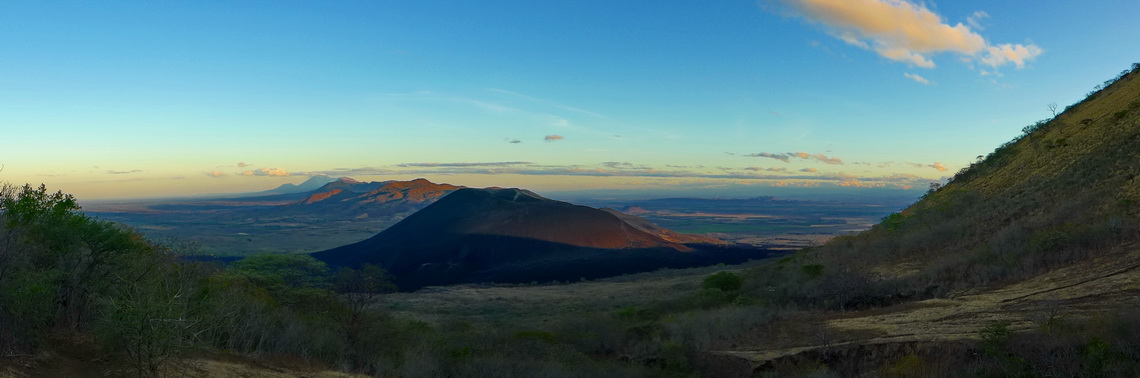 The chain of volcanoes Cordillera Los Marrabio seen from Volcan Las Pilas