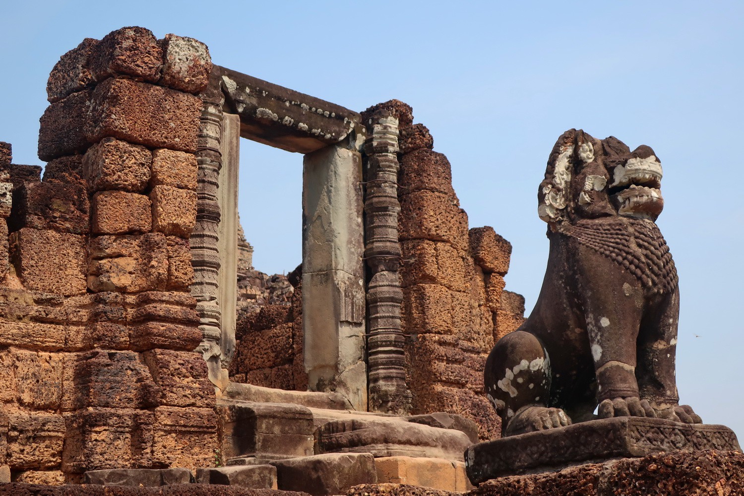 Lion in the East Mebon Ruins