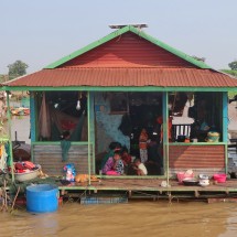 Family house in Khum Koh Chiveang Floating Village