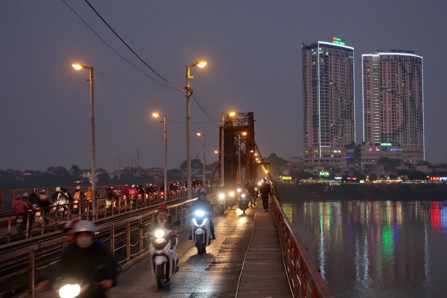 Long Biên Bridge in Hanoi