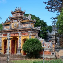 Gate to Truong Sanh Residence