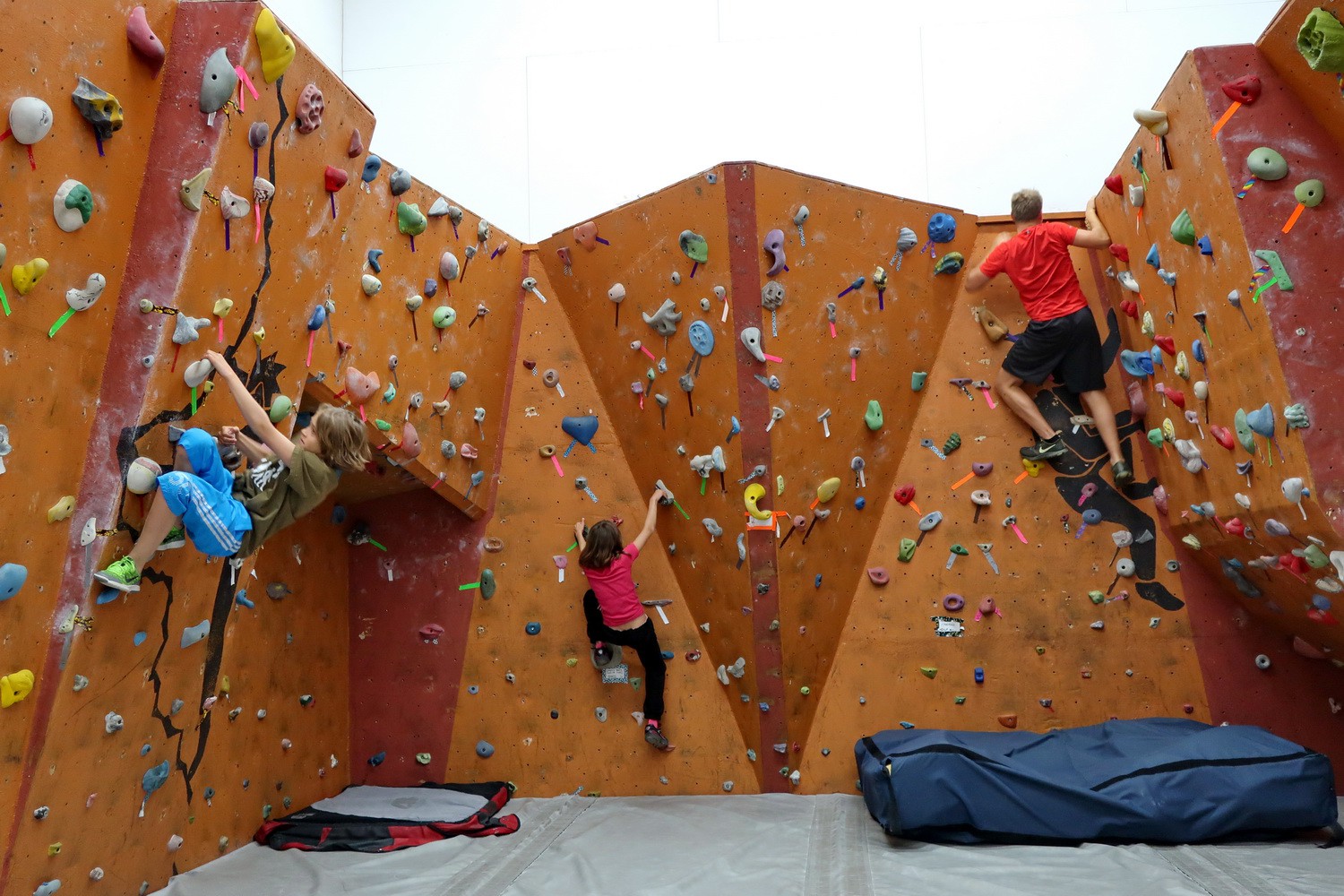Kids climbing in the Dr Duncan Murray Recreation Centre of Hinton