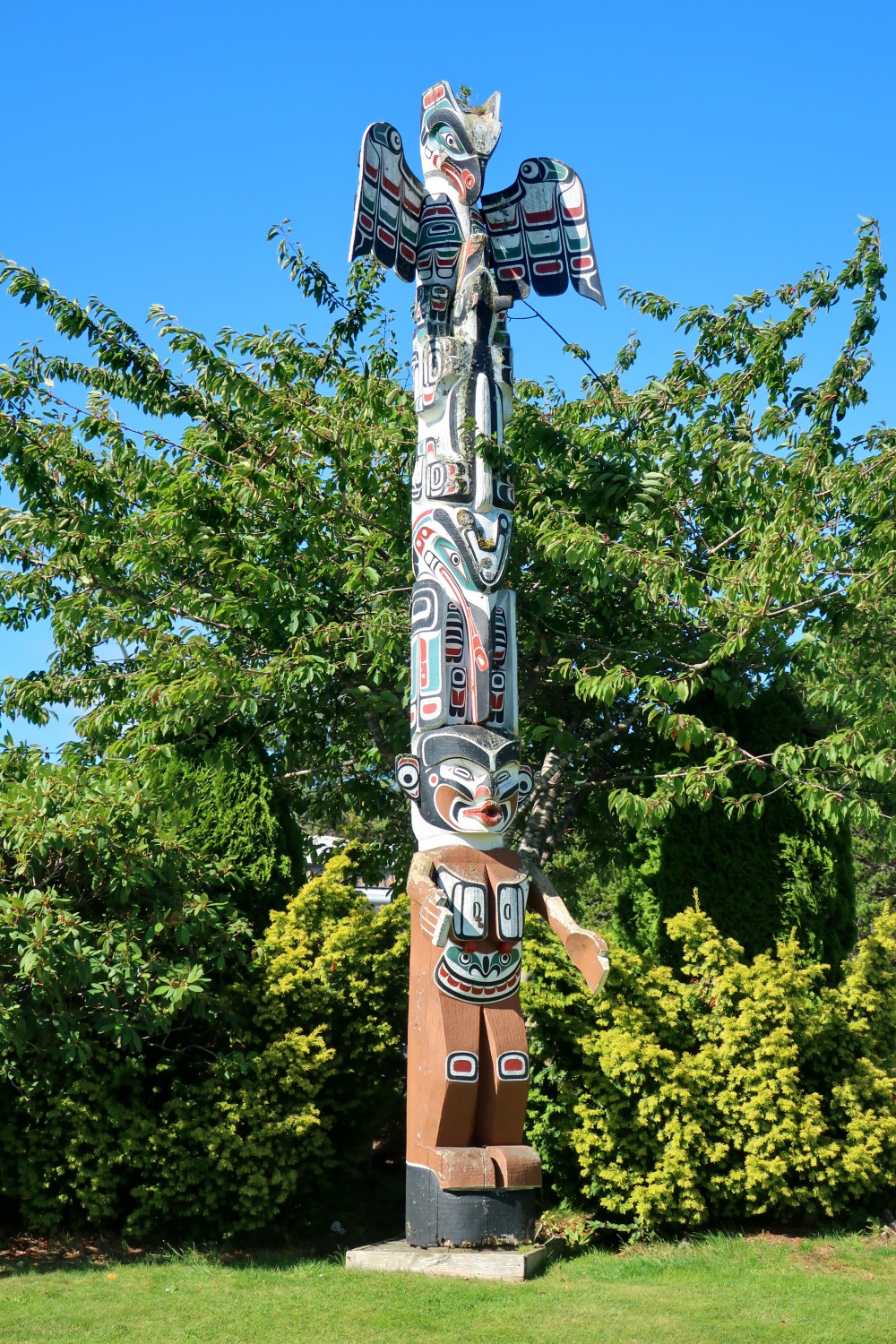 Totem Pole in Port Hardy