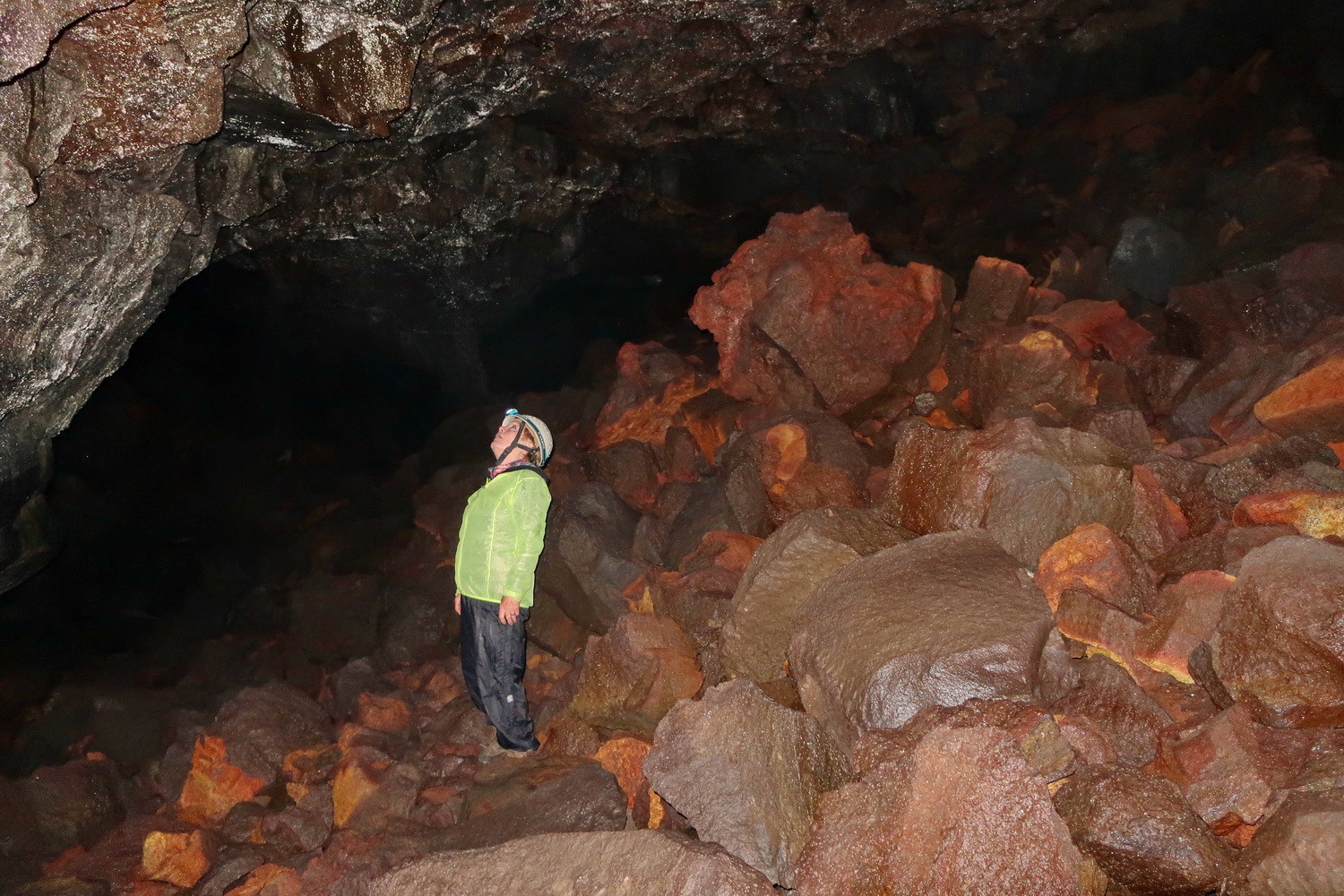 Marion in the upper Ape Cave