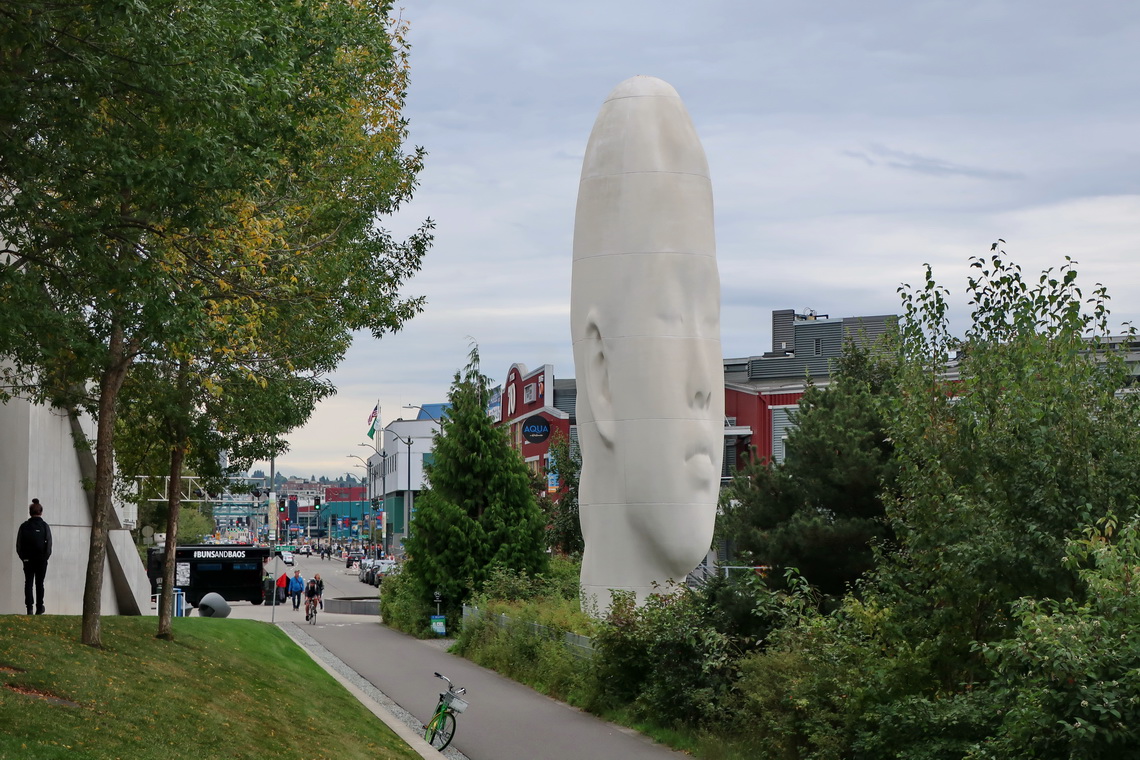 Huge female head in the Olympic Sculpture Park