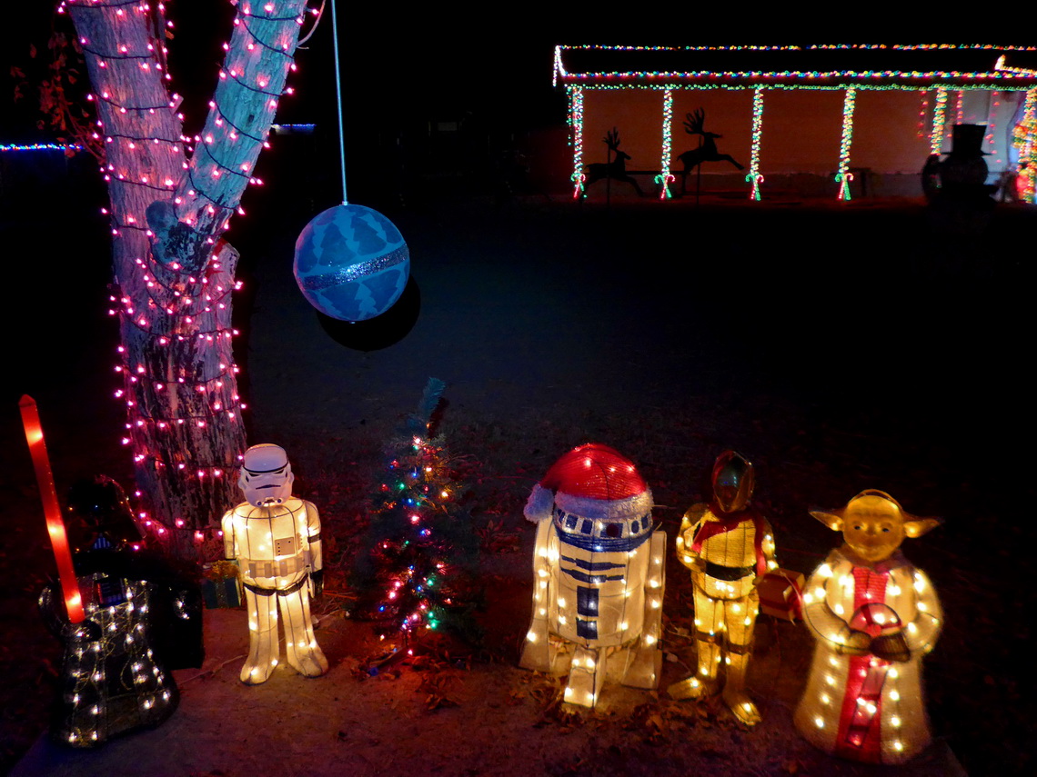 Christmas space avatars in Overton