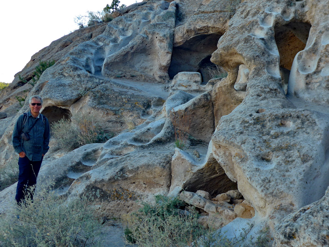 Caves and stairs of the Ancestral Pueblo People in the Tsankawi prehistoric site of the Bandelier National Monument