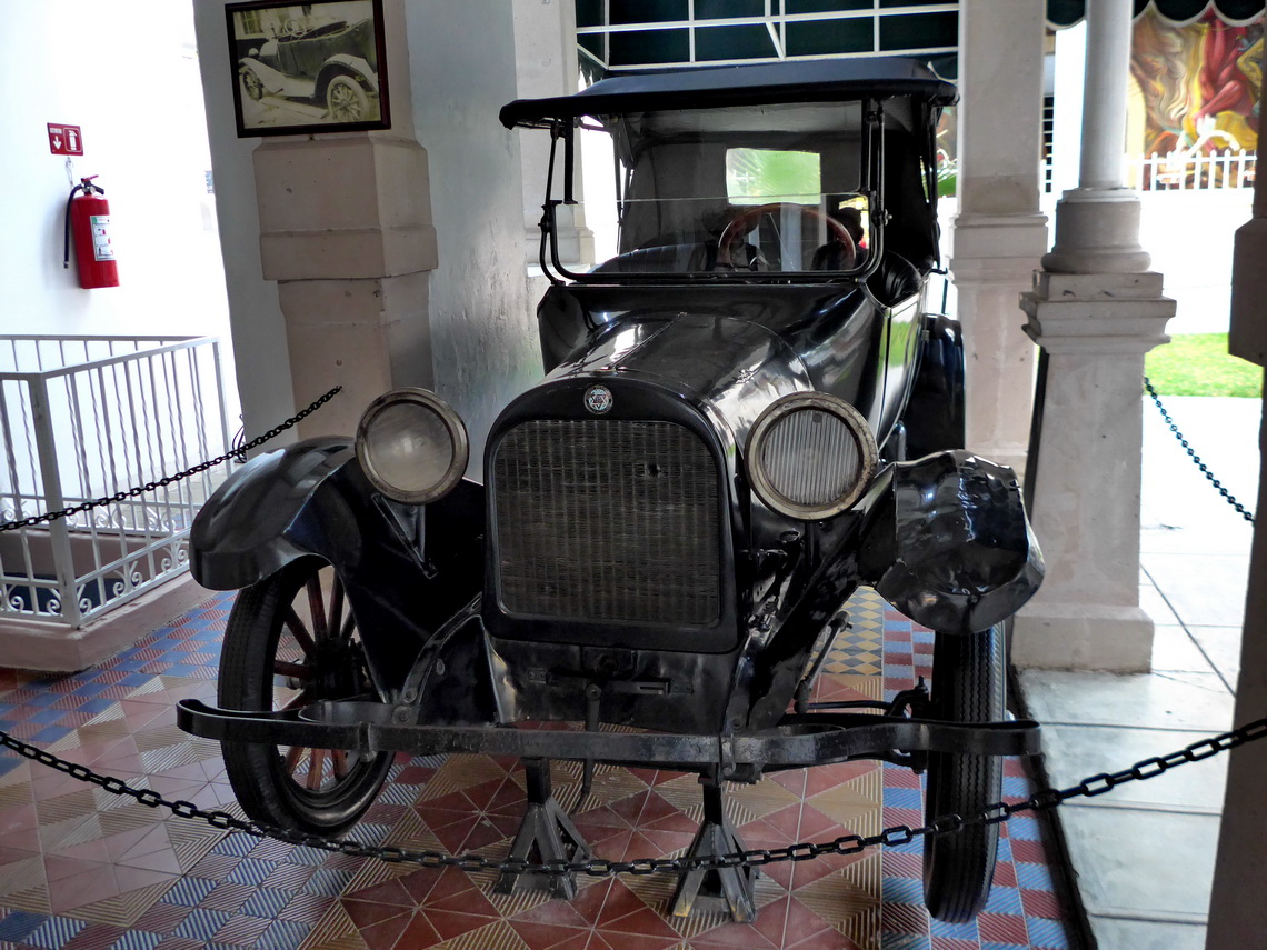 Pancho Villa's car in the museum Casa de Villa, where he was assassinated