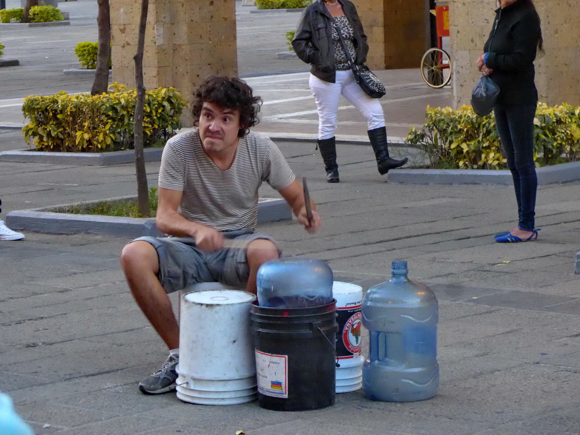 Low cost drumming in the streets of Guadalajara - very good!
