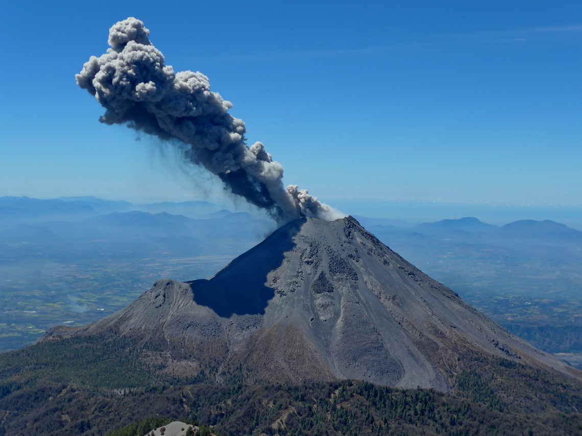 Erupting Volcan de Colima