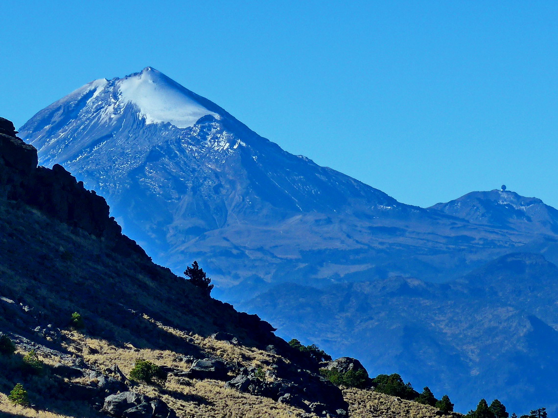 Icy Citlaltepetl which we summited in January 1996, and Sierra Negra with its observatory