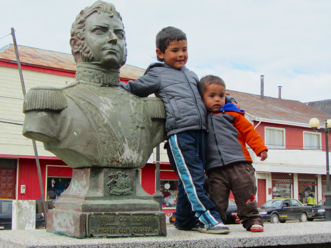 Boys of Maullin with Bernardo O'Higgins, the Chilean National Hero
