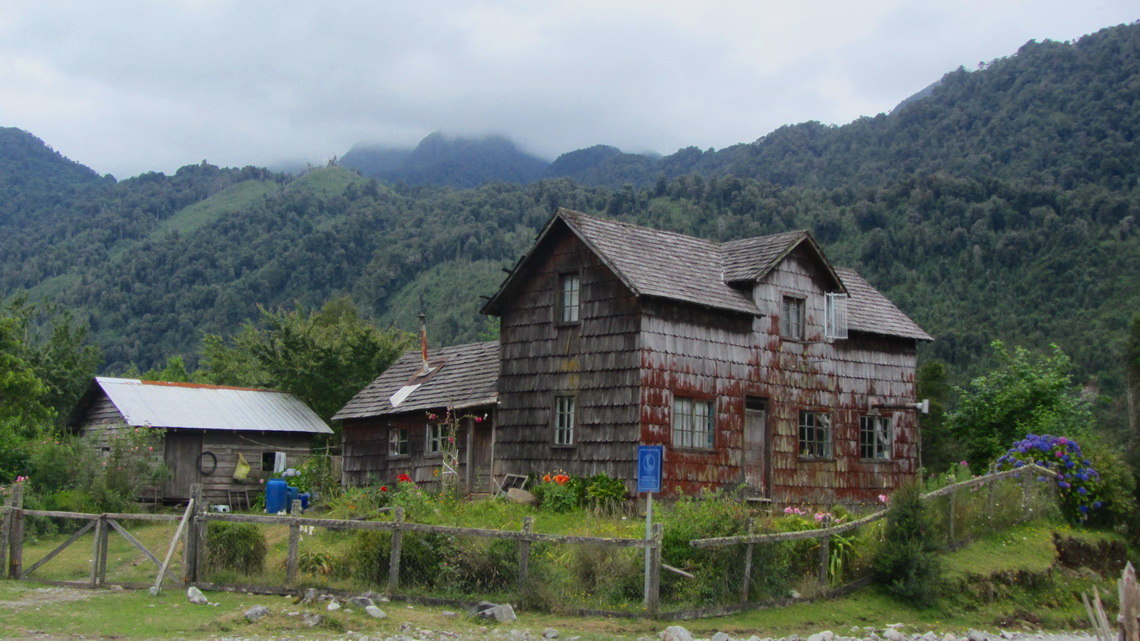 Typical farm close to Ralun