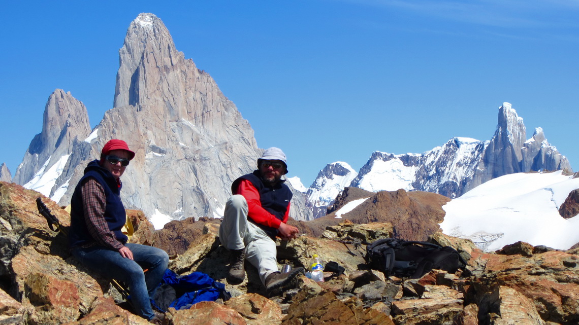 On top of Loma del Diablo with Cerro Fitz Roy and Cerro Torre