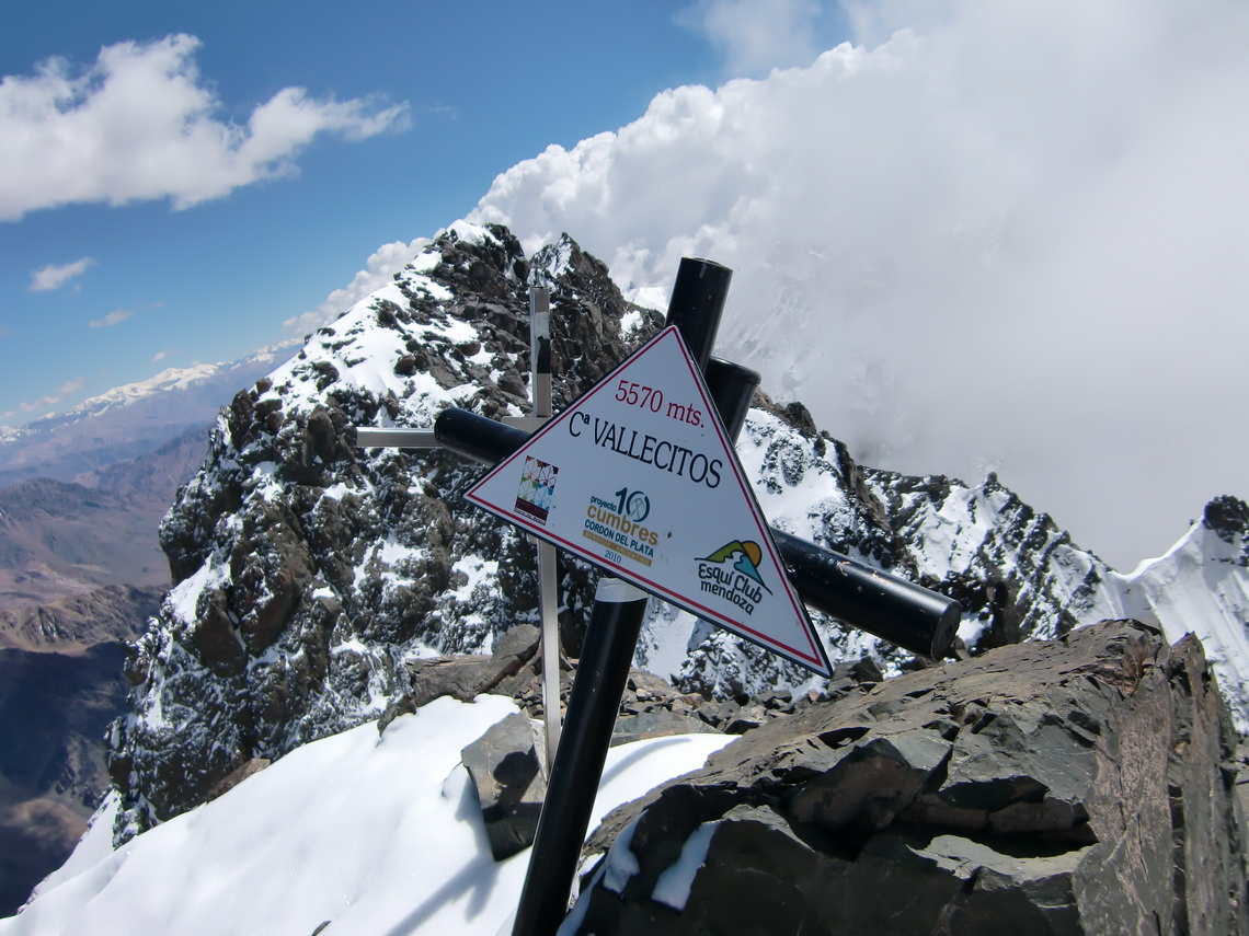 Summit of Cerro Vallecitos