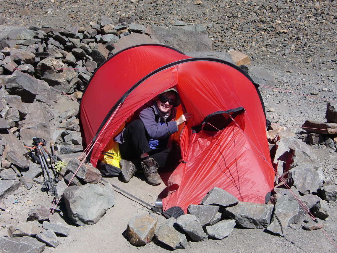 Our new tent at the base camp El Salto